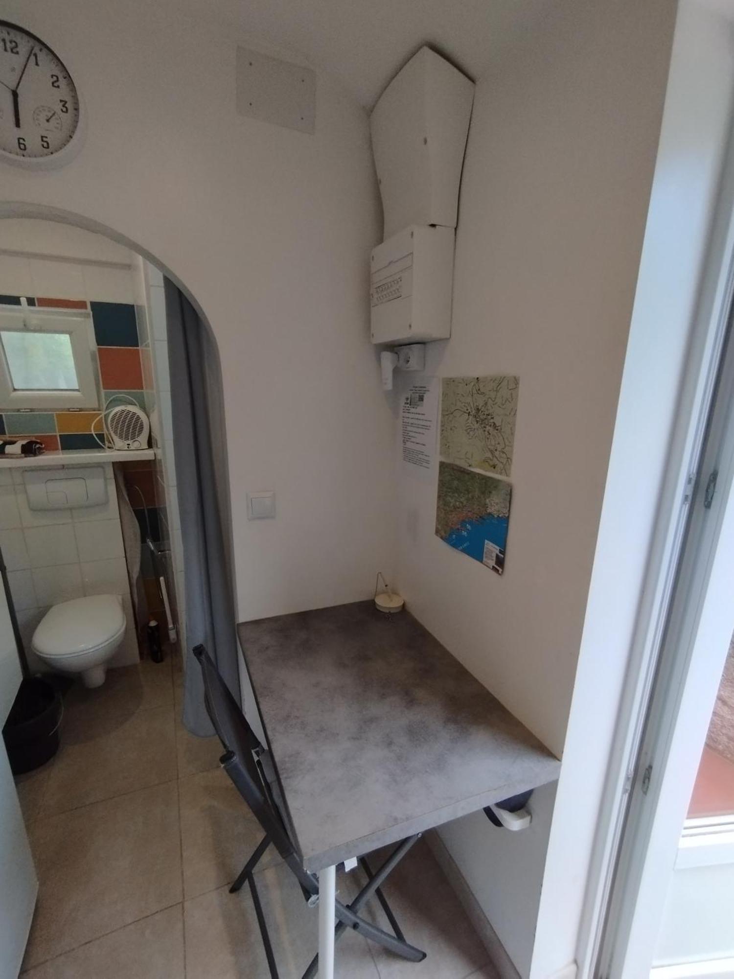 Studio Du Soleil Rez De Jardin Avec Parking Gratuit ว็องส์ ภายนอก รูปภาพ
